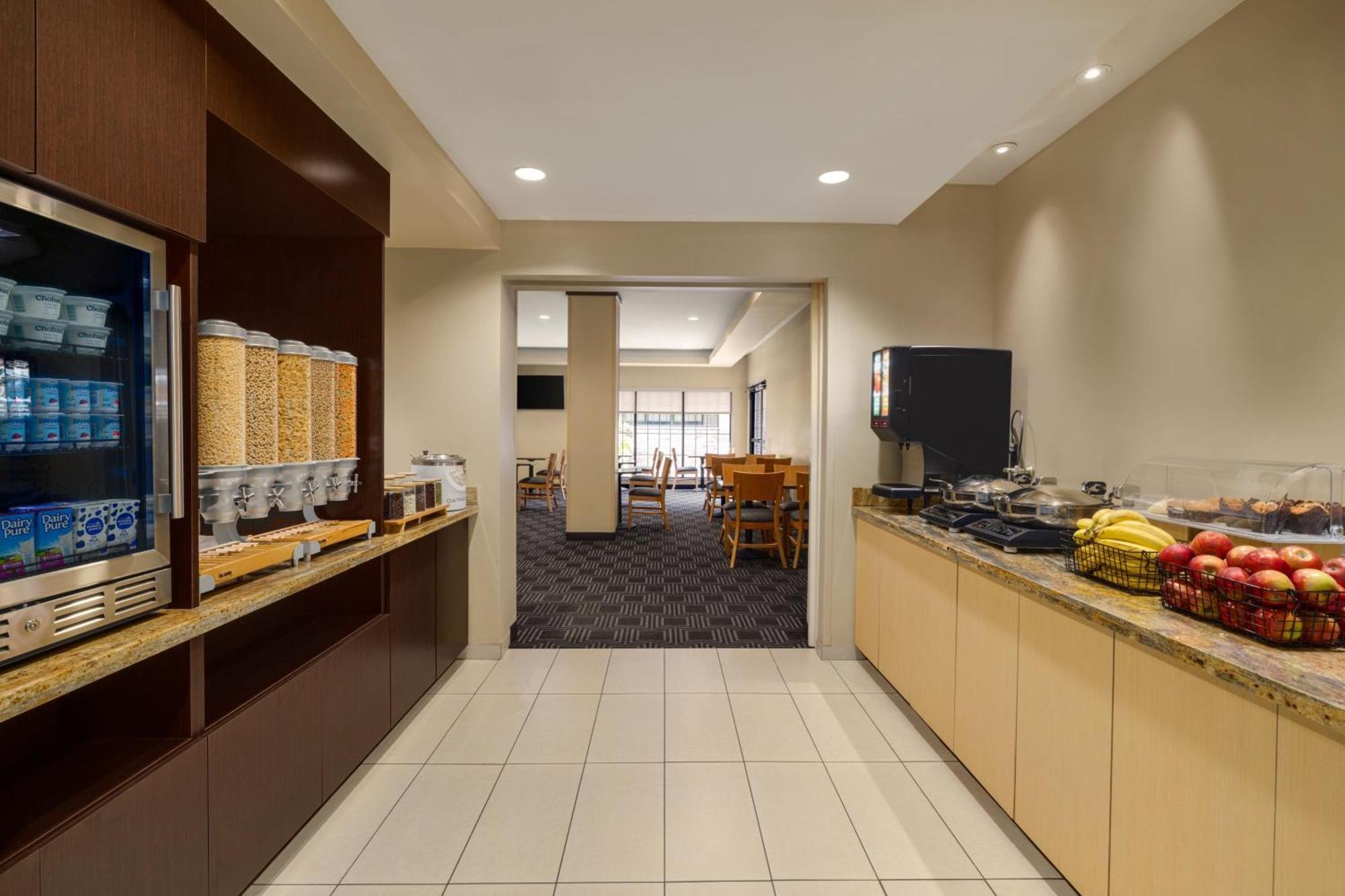Towneplace Suites By Marriott Уильямспорт Экстерьер фото
